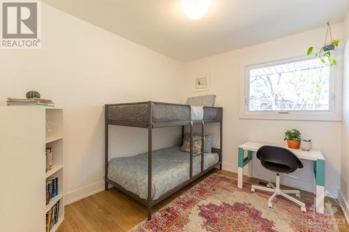 20 Varley Drive, Ottawa, ON - Indoor Photo Showing Bedroom