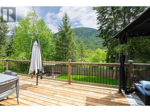 4817 Goat River North Road, Creston, BC - Outdoor With Deck Patio Veranda