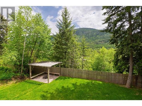 4817 Goat River North Road, Creston, BC - Outdoor With Backyard