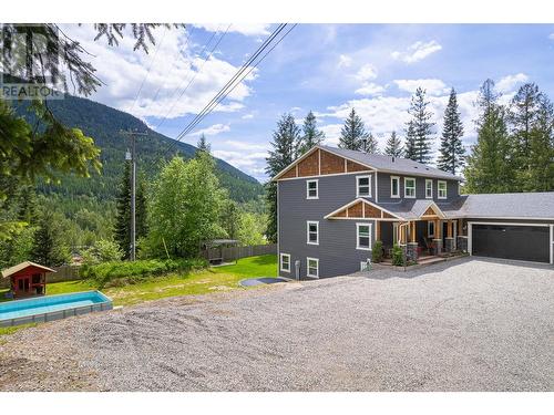 4817 Goat River North Road, Creston, BC - Outdoor