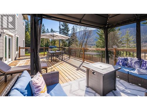 4817 Goat River North Road, Creston, BC - Outdoor With Deck Patio Veranda With Exterior