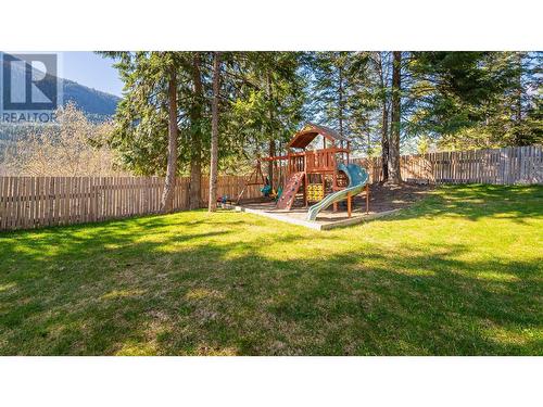 4817 Goat River North Road, Creston, BC - Outdoor