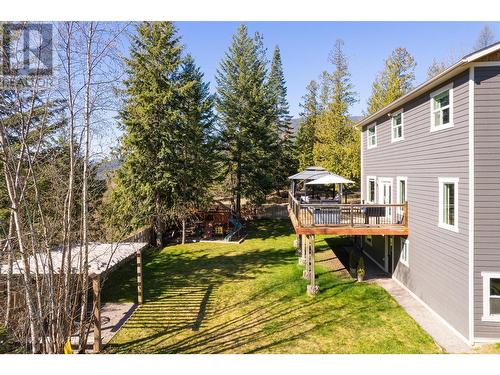 4817 Goat River North Road, Creston, BC - Outdoor With Deck Patio Veranda