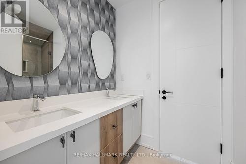118 Airdrie Rd, Toronto, ON - Indoor Photo Showing Bathroom
