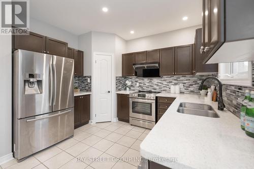 11 Luce Dr, Ajax, ON - Indoor Photo Showing Kitchen With Double Sink With Upgraded Kitchen