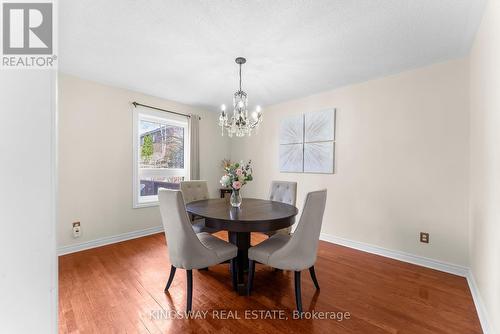 202 Drummond Dr, Vaughan, ON - Indoor Photo Showing Dining Room