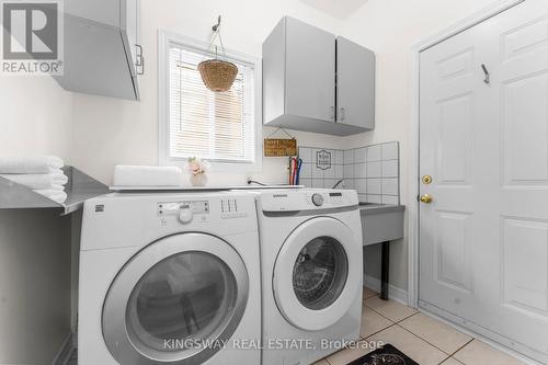 202 Drummond Dr, Vaughan, ON - Indoor Photo Showing Laundry Room