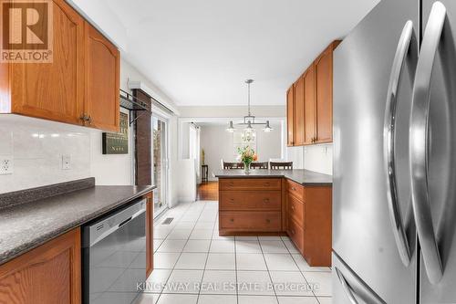 202 Drummond Drive, Vaughan, ON - Indoor Photo Showing Kitchen