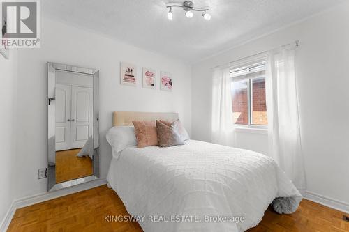 202 Drummond Drive, Vaughan, ON - Indoor Photo Showing Bedroom
