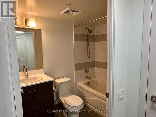 710 - 5168 Yonge Street, Toronto, ON - Indoor Photo Showing Bathroom