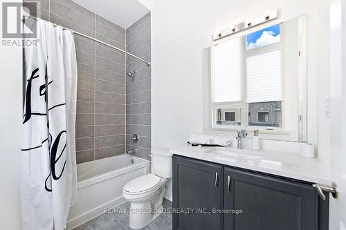3 Larkin Lane, Clarington, ON - Indoor Photo Showing Bathroom