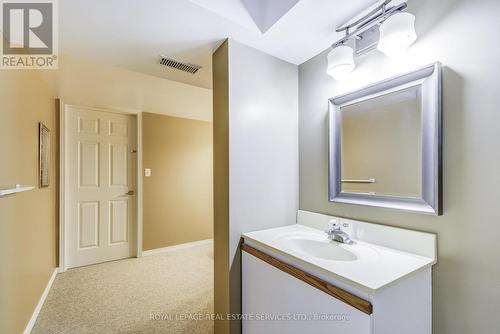 1169 Beechgrove Cres, Oakville, ON - Indoor Photo Showing Bathroom