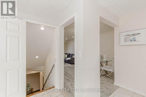 481 Collis Crt, Milton, ON - Indoor Photo Showing Other Room