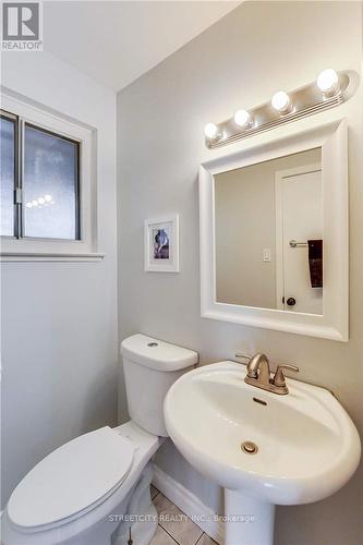 9 Watson Crescent, Brampton, ON - Indoor Photo Showing Bathroom