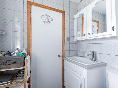 Bathroom - 985 Boul. D'Iberville, Saint-Jean-Sur-Richelieu, QC - Indoor Photo Showing Bathroom