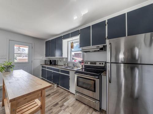 Kitchen - 985 Boul. D'Iberville, Saint-Jean-Sur-Richelieu, QC - Indoor Photo Showing Kitchen With Double Sink