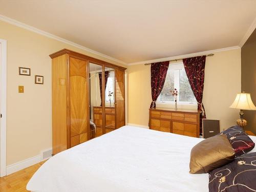 Master bedroom - 23 Rue De Saratoga, Kirkland, QC - Indoor Photo Showing Bedroom