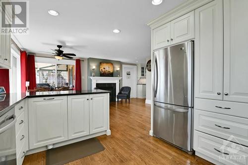 69 Lakeshore Drive, Morrisburg, ON - Indoor Photo Showing Kitchen