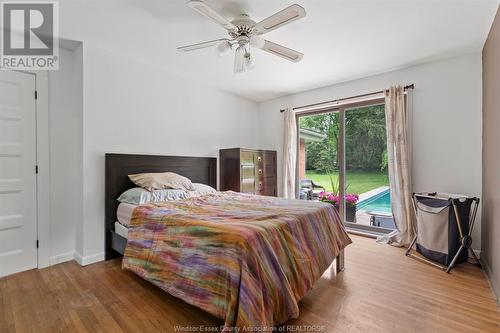 13961 Riverside Drive, Tecumseh, ON - Indoor Photo Showing Bedroom