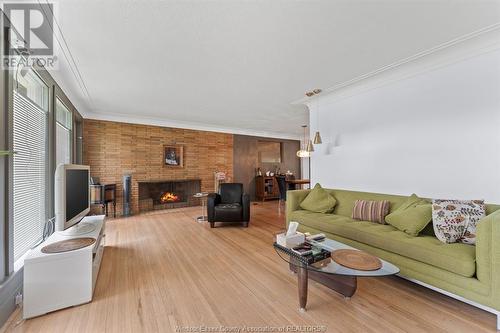 13961 Riverside Drive, Tecumseh, ON - Indoor Photo Showing Living Room With Fireplace