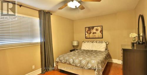 2170 Truscott Drive, Mississauga, ON - Indoor Photo Showing Bedroom