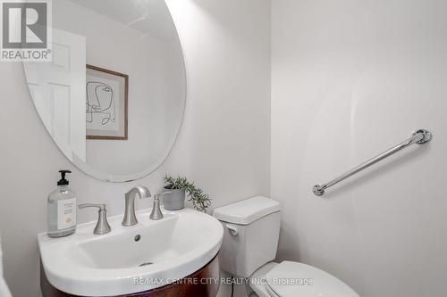 1648 Portrush Way, London, ON - Indoor Photo Showing Bathroom
