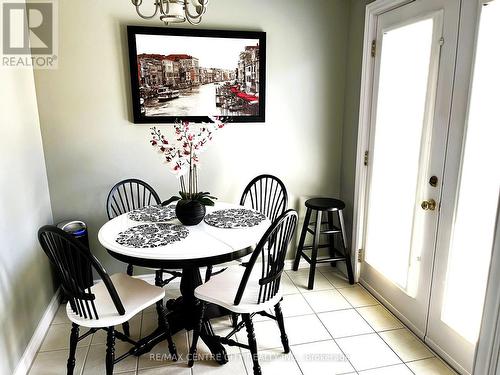 #49 -511 Admiral Dr, London, ON - Indoor Photo Showing Dining Room
