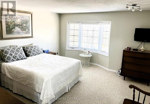 #49 -511 Admiral Dr, London, ON - Indoor Photo Showing Bedroom
