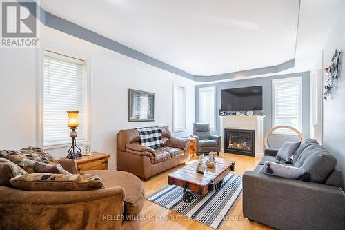 6 Juneberry Road, Thorold, ON - Indoor Photo Showing Living Room With Fireplace