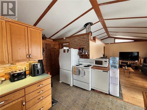 3969 122 Route, North Lake, NB - Indoor Photo Showing Kitchen