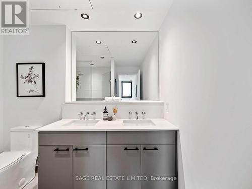 308 - 41 Dovercourt Road, Toronto, ON - Indoor Photo Showing Bathroom