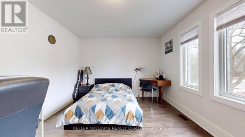 556 Haines Road, Newmarket, ON - Indoor Photo Showing Bedroom