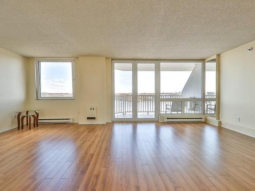 Overall view - 904-500 Place Juge-Desnoyers, Laval (Pont-Viau), QC - Indoor Photo Showing Living Room