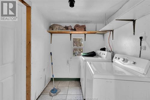728-730 Marentette Avenue, Windsor, ON - Indoor Photo Showing Laundry Room