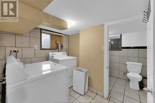 728-730 Marentette Avenue, Windsor, ON - Indoor Photo Showing Laundry Room