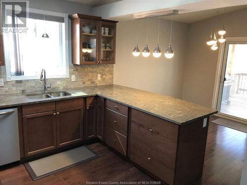 836 Lawndale, Kingsville, ON - Indoor Photo Showing Kitchen With Double Sink