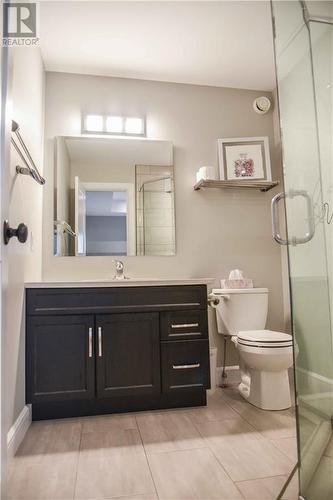 38 Liam Street, Petawawa, ON - Indoor Photo Showing Bathroom