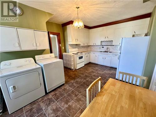 14 Pearl Street W Unit#2, Brockville, ON - Indoor Photo Showing Laundry Room