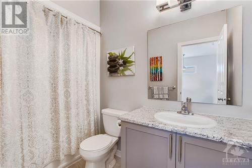 601 Pouliotte Street, Rockland, ON - Indoor Photo Showing Bathroom
