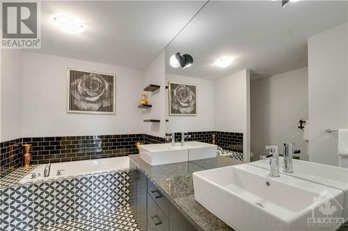 604 Enclave Lane, Clarence-Rockland, ON - Indoor Photo Showing Bathroom