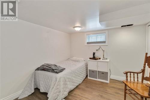 309 Helena Street, Point Edward, ON - Indoor Photo Showing Bedroom