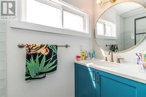 8 Whiteway Place, St. John'S, NL - Indoor Photo Showing Bathroom