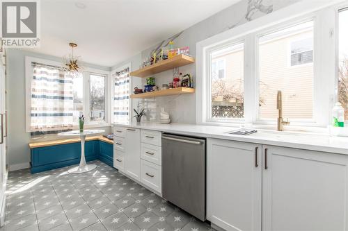 8 Whiteway Place, St. John'S, NL - Indoor Photo Showing Kitchen