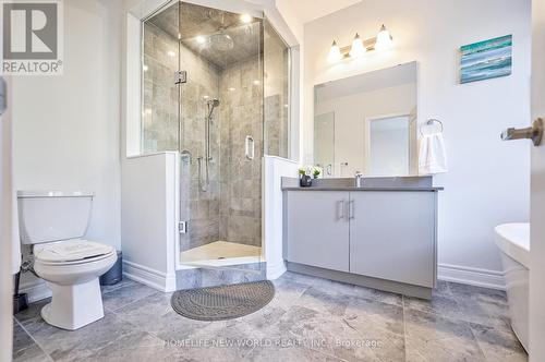 41 Hercules Club Drive, Richmond Hill, ON - Indoor Photo Showing Bathroom
