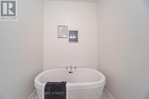 81 Boiton Street, Richmond Hill, ON - Indoor Photo Showing Bathroom