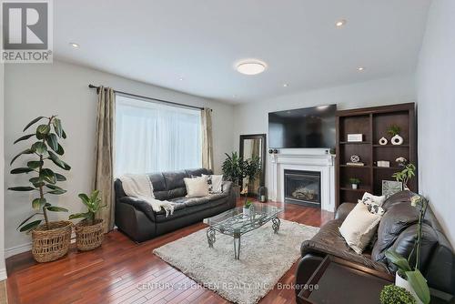 39 Clamerten Rd, Whitchurch-Stouffville, ON - Indoor Photo Showing Living Room With Fireplace