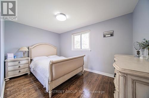 31 Alanadale Avenue, Markham, ON - Indoor Photo Showing Bedroom