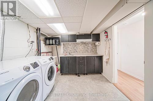 31 Alanadale Ave, Markham, ON - Indoor Photo Showing Laundry Room