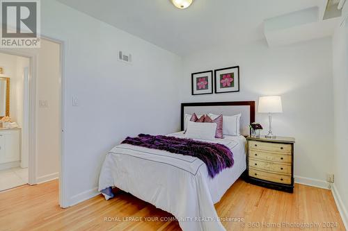 106 Lawnside Dr, Toronto, ON - Indoor Photo Showing Bedroom