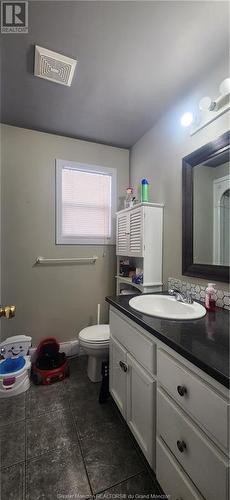 33 Appleton St, Dieppe, NB - Indoor Photo Showing Bathroom